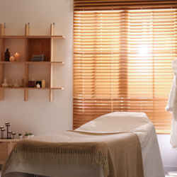 Salon Shutterstock 1918962731